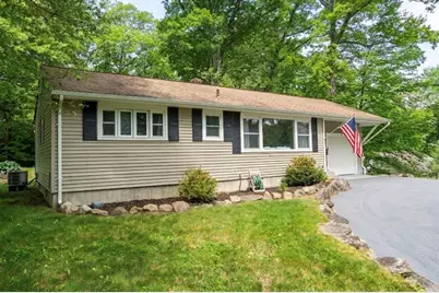 4 Leland Hill Rd, Grafton, MA 01560 - Photo 2