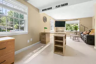 15 Hartshorne Rd, Wakefield, MA 01880 - Photo 20