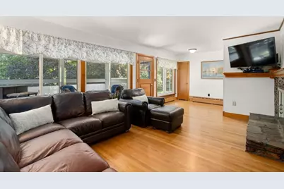 107 Highland St, Milford, MA 01757 - Photo 16