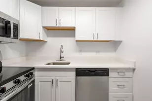 160 Commonwealth, Boston, MA 02116 - Photo 14