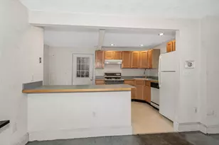 2 Grove Pl, Melrose, MA 02176 - Photo 4