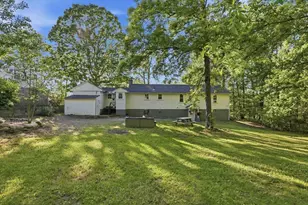 111 Pleasant St, Ayer, MA 01432 - Photo 28