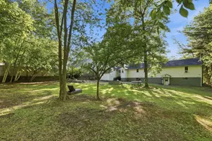 111 Pleasant St, Ayer, MA 01432 - Photo 30