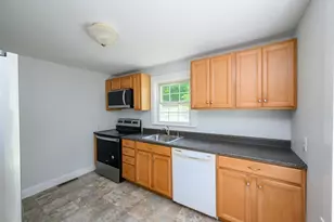895 Hancock St, Abington, MA 02351 - Photo 4