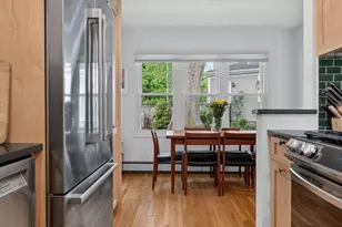 25 Medway St, Boston, MA 02124 - Photo 10