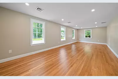 115 Great Republic Ave, Weymouth, MA 02190 - Photo 8