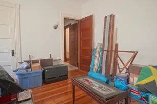 8 Vermont St, Springfield, MA 01108 - Photo 16