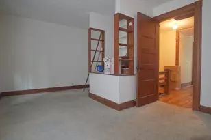 8 Vermont St, Springfield, MA 01108 - Photo 30