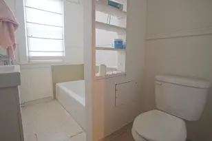 8 Vermont St, Springfield, MA 01108 - Photo 14