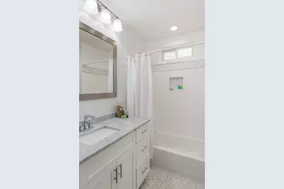 349 Meridian St #1, Boston, MA 02128 - Photo 12