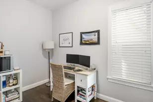 349 Meridian St, Boston, MA 02128 - Photo 8