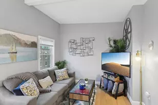 115 W Seventh St, Boston, MA 02127 - Photo 2