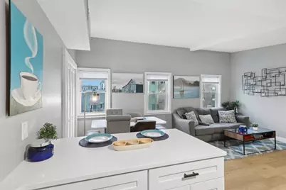 115 W 7th St #3, Boston, MA 02127 - Photo 8