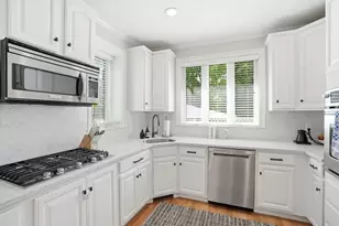 59 Elm St, Hingham, MA 02043 - Photo 8