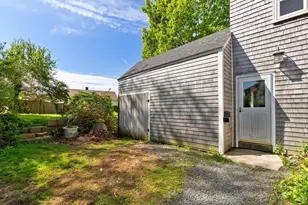 25 Poplar St, Gloucester, MA 01930 - Photo 32