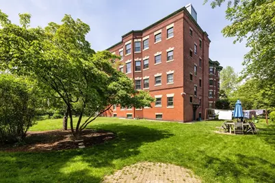 276 Harvard Street #6, Cambridge, MA 02139 - Photo 14