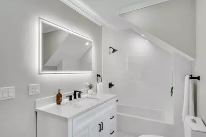 20 Riverview St, Dedham, MA 02026 - Photo 16