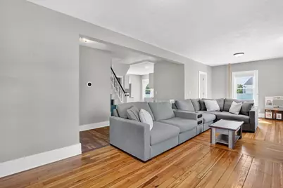 7 Maple St, Ludlow, MA 01056 - Photo 8