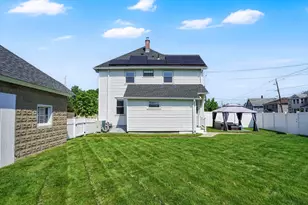 7 Maple St, Ludlow, MA 01056 - Photo 32
