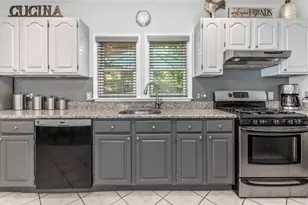 113 Oakdale Ave, Dedham, MA 02026 - Photo 12