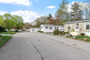 1237 Central St, Leominster, MA 01453 - Photo 4