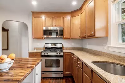 15 Oakland St #1, Boston, MA 02135 - Photo 6