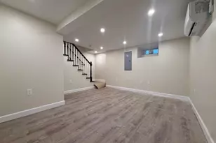714 Lynnfield St, Lynn, MA 01904 - Photo 10