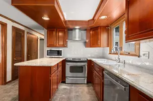 2035 Parker St, Springfield, MA 01128 - Photo 12