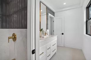 82-84 East Side Pkwy, Newton, MA 02458 - Photo 26