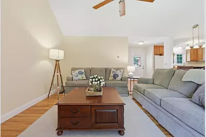 8 Maple Street, Southborough, MA 01745 - Photo 22