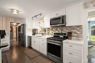 4 Andover Rd, Beverly, MA 01915 - Photo 12