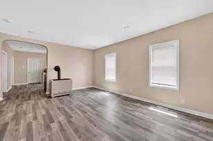 182 Quequechan St, Fall River, MA 02723 - Photo 14