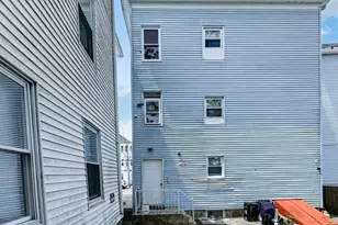 182 Quequechan St, Fall River, MA 02723 - Photo 24