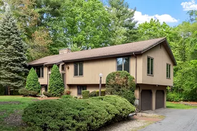4 Douglas Avenue, Wilmington, MA 01887 - Photo 2