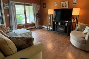 52 Locust Ave, Southbridge, MA 01550 - Photo 4