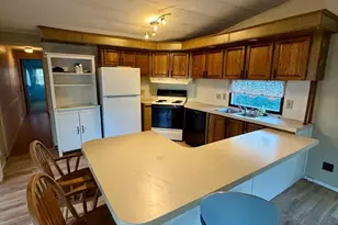 9 Johns Dr, Westfield, MA 01085 - Photo 8