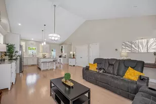 12 Dunstable Cir, Merrimack, NH 03054 - Photo 6