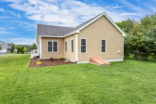 4 Candlelight Ln, Bellingham, MA 02019 - Photo 40