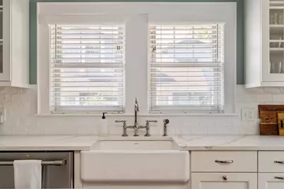 54 Endicott Rd, Stoneham, MA 02180 - Photo 18