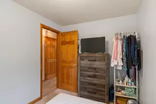 8 Biscuit Hill Dr, Leominster, MA 01453 - Photo 32