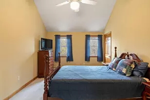 8 Biscuit Hill Dr, Leominster, MA 01453 - Photo 20
