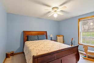 8 Biscuit Hill Dr, Leominster, MA 01453 - Photo 28