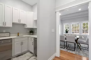 10 Hitching Post Ln, Weston, MA 02493 - Photo 8