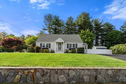 15 Marie St, Tewksbury, MA 01876 - Photo 2