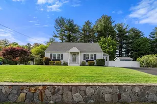 15 Marie St, Tewksbury, MA 01876 - Photo 2