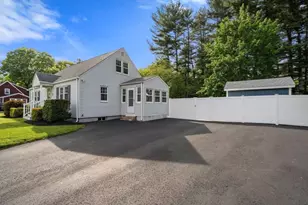 15 Marie St, Tewksbury, MA 01876 - Photo 32