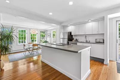 58 Front St, Northampton, MA 01053 - Photo 8