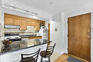 10 Commonwealth Ct, Boston, MA 02135 - Photo 6