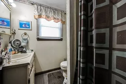 65 Holmes Ave, Brockton, MA 02302 - Photo 12