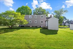 106 Elmwood St, Auburn, MA 01501 - Photo 26